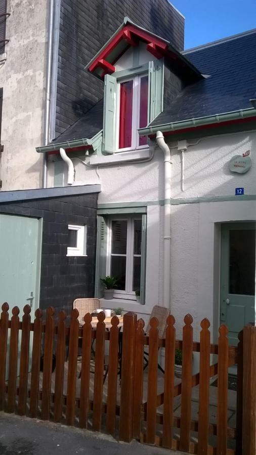 Villa La P'Tite Normande Villerville Exterior foto